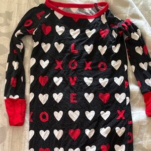 Little sleepies Valentine’s Day crescent zippy